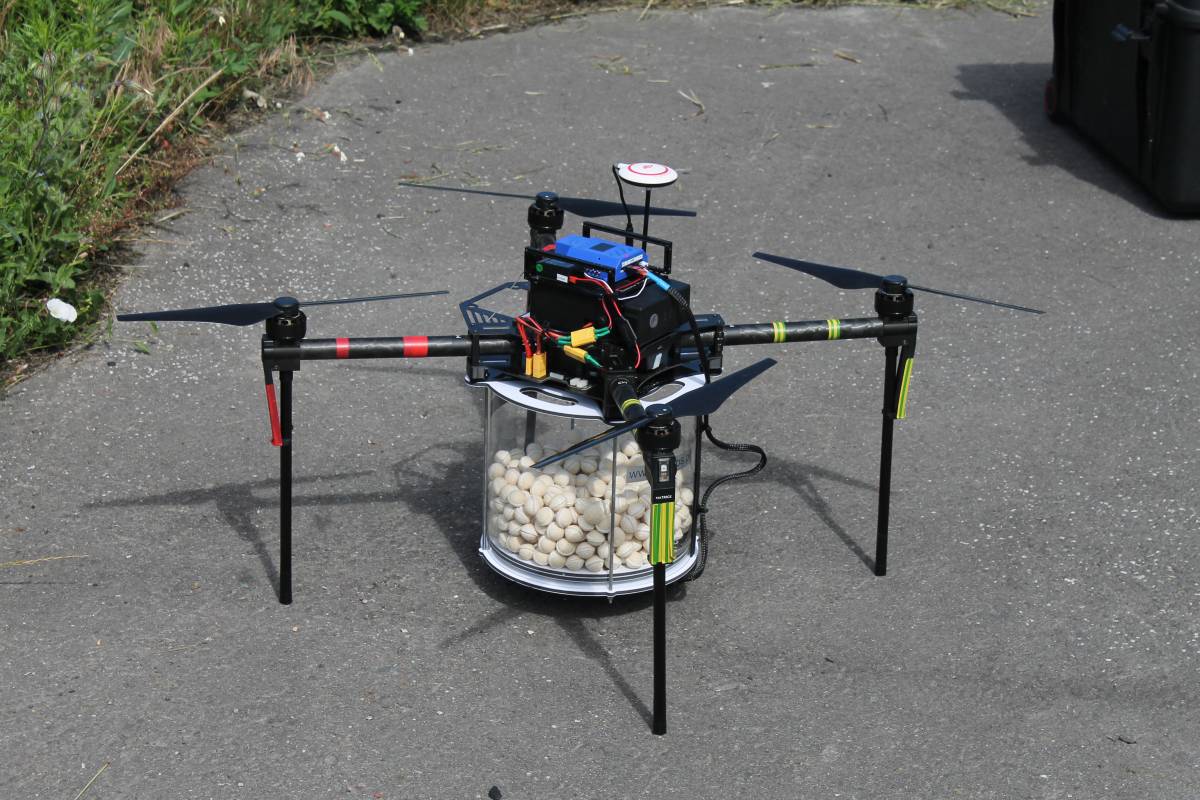 dron nawoz pole biologiczne ochrona cenyrolnicze pl