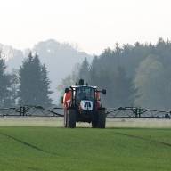 Bruksela potwierdza. Polscy rolnicy stosują 2-3 razy mniej środków ochrony roślin niż Francuzi, Hiszpanie i Niemcy 
