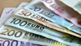banknoty, euro, doplaty